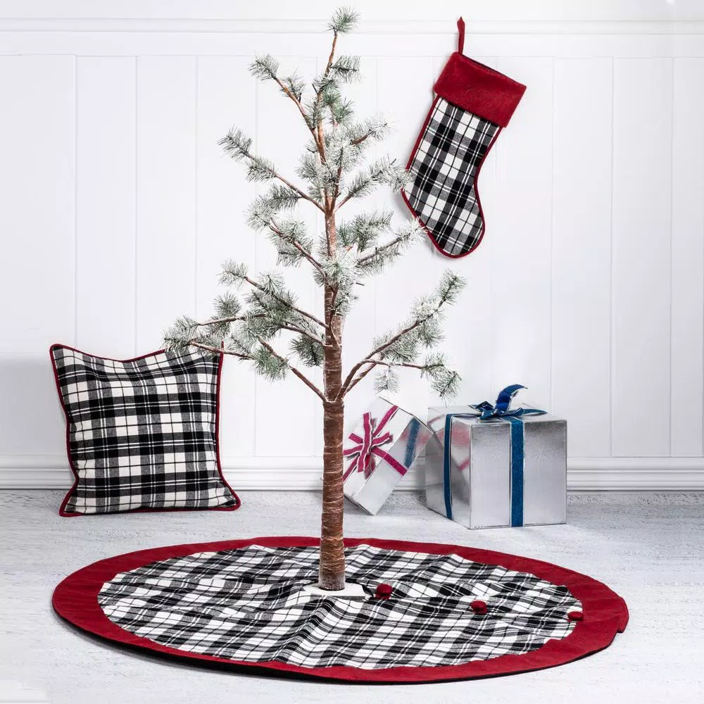 Glitzhome 20 In. L Black And White Plaid Fabric Christmas Stocking 8 Glitzhome 20 In. L Black And White Plaid Fabric Christmas Stocking - Image 6