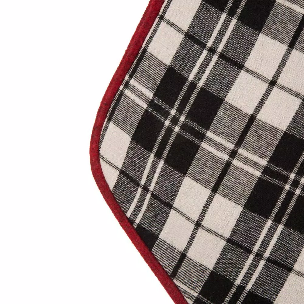 Glitzhome 20 In. Black And White Cotton/Spandex Plaid Fabric Cotton Christmas Stocking Decoration (2-Pack) 5 Glitzhome 20 In. Black And White Cotton/Spandex Plaid Fabric Cotton Christmas Stocking Decoration (2-Pack) - Image 3