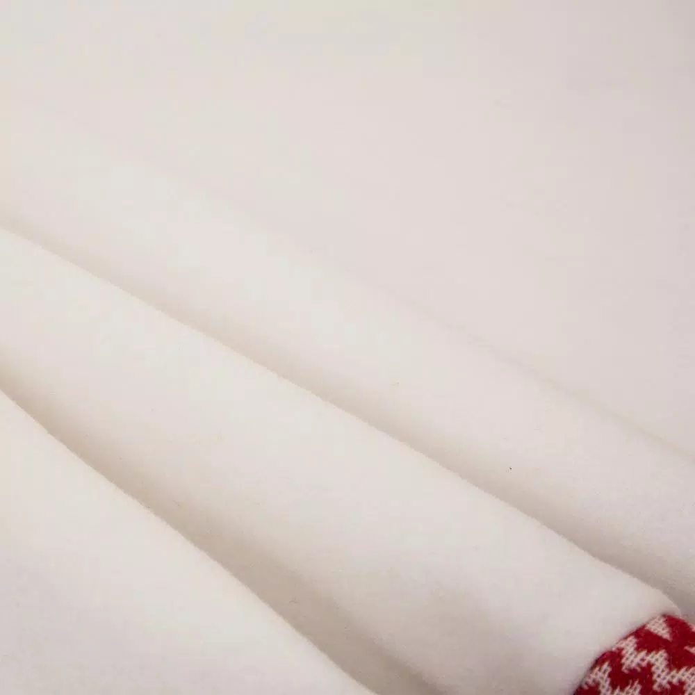 Glitzhome 48 In. D White Fleece Christmas Tree Skirt – Merry Christmas 6 Glitzhome 48 In. D White Fleece Christmas Tree Skirt – Merry Christmas - Image 4