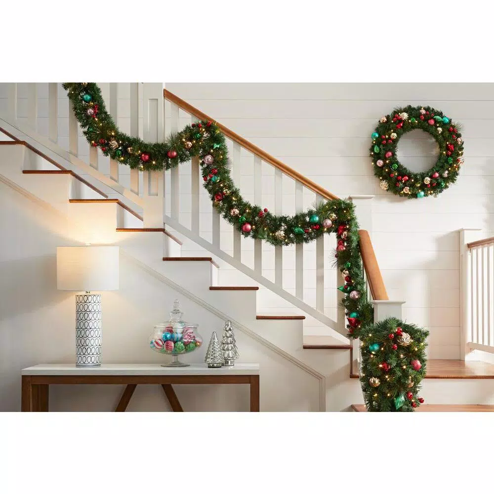 Home Accents Holiday 9 Ft. Fantasleigh Battery Operated Pre-Lit LED Artificial Christmas Garland 5 Home Accents Holiday 9 Ft. Fantasleigh Battery Operated Pre-Lit LED Artificial Christmas Garland - Image 3