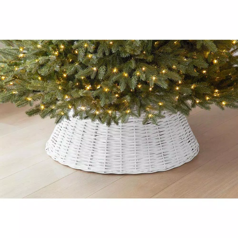 Home Accents Holiday 27 In. D White Wicker Christmas Tree Collar 3 Home Accents Holiday 27 In. D White Wicker Christmas Tree Collar - Image 2