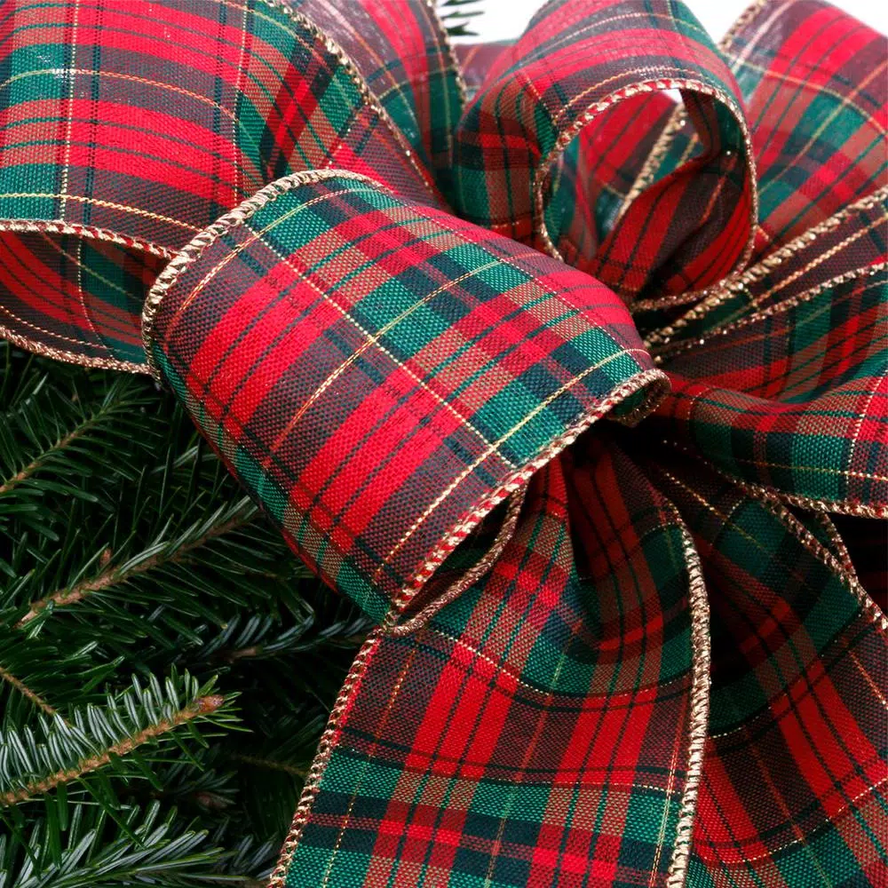 VAN ZYVERDEN 24 In. Live Fresh Cut Blue Ridge Mountain Decorated Fraser Fir Christmas Wreath With Bow 4 VAN ZYVERDEN 24 In. Live Fresh Cut Blue Ridge Mountain Decorated Fraser Fir Christmas Wreath With Bow - Image 2